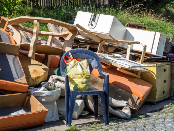 Best Construction Debris Removal  in Holtsville, NY